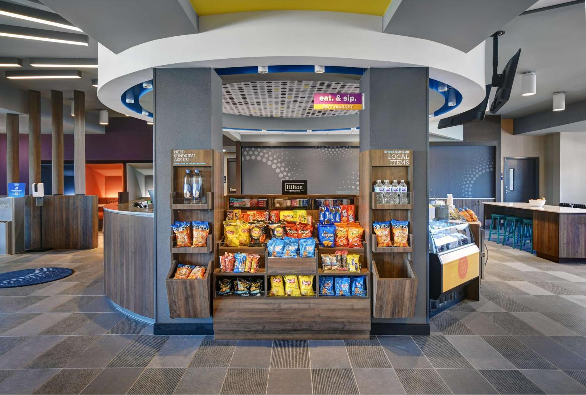 Tru By Hilton Troy Detroit, Mi Hotel Exterior photo